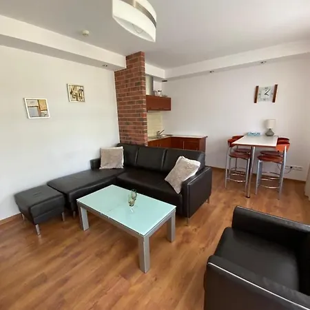 Zeromskiego Przy Promenadzie I Morzu Świnoujście